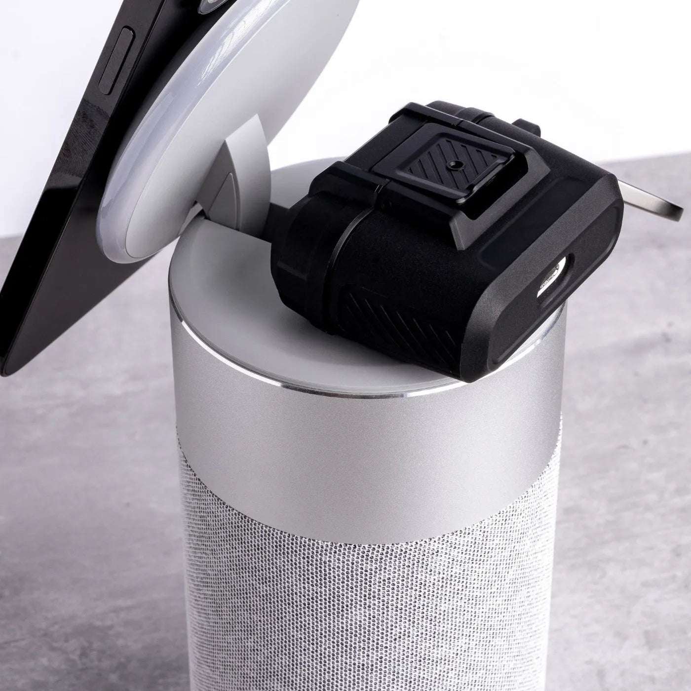 NexTECH® | 3-in-1 MagSafe Wireless Charger with Bluetooth Speaker&Touch Lamp - NexTECH