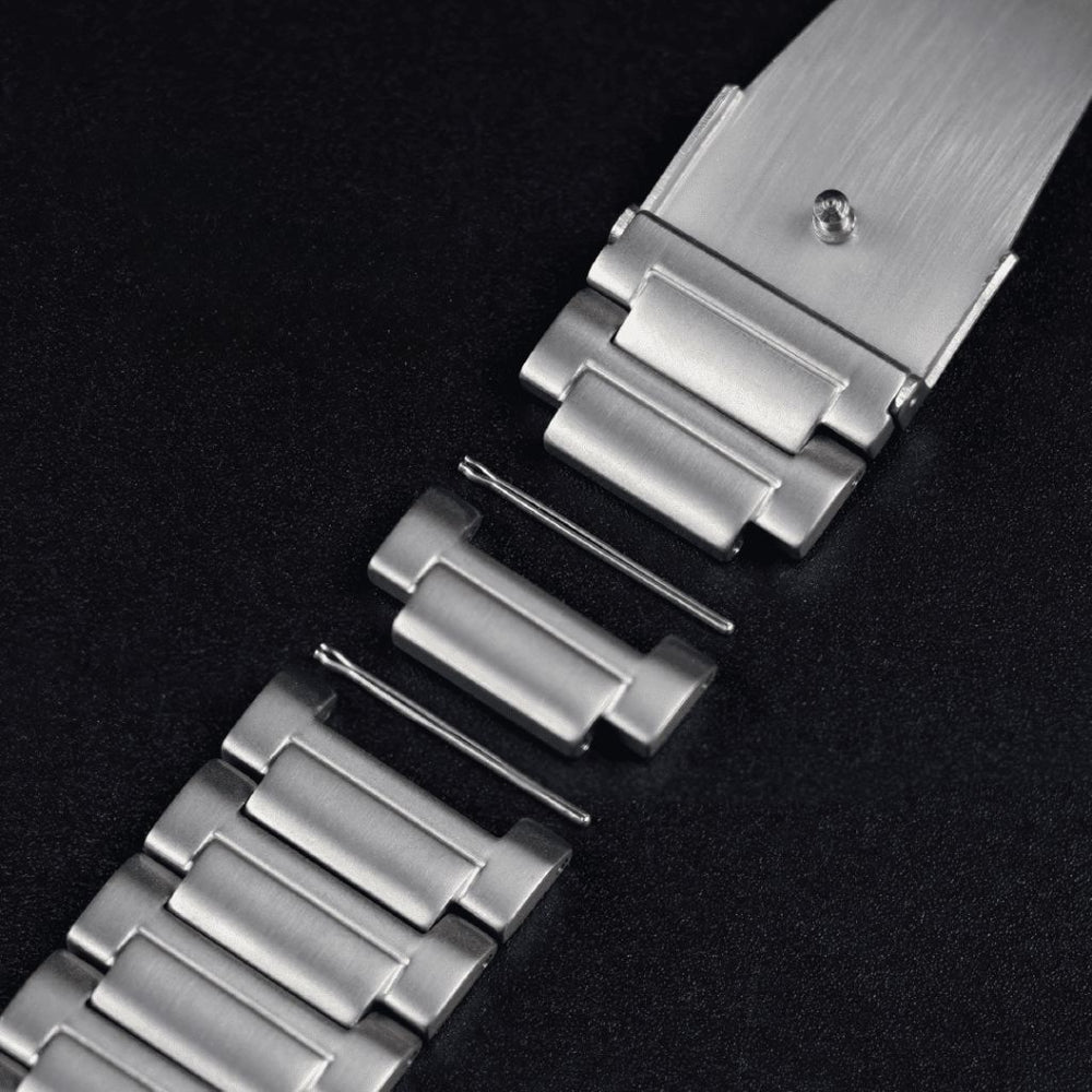 NexTECH® | Premium Titanium Link Band for Apple Watch